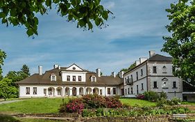 Dwor Kombornia Hotel&Spa